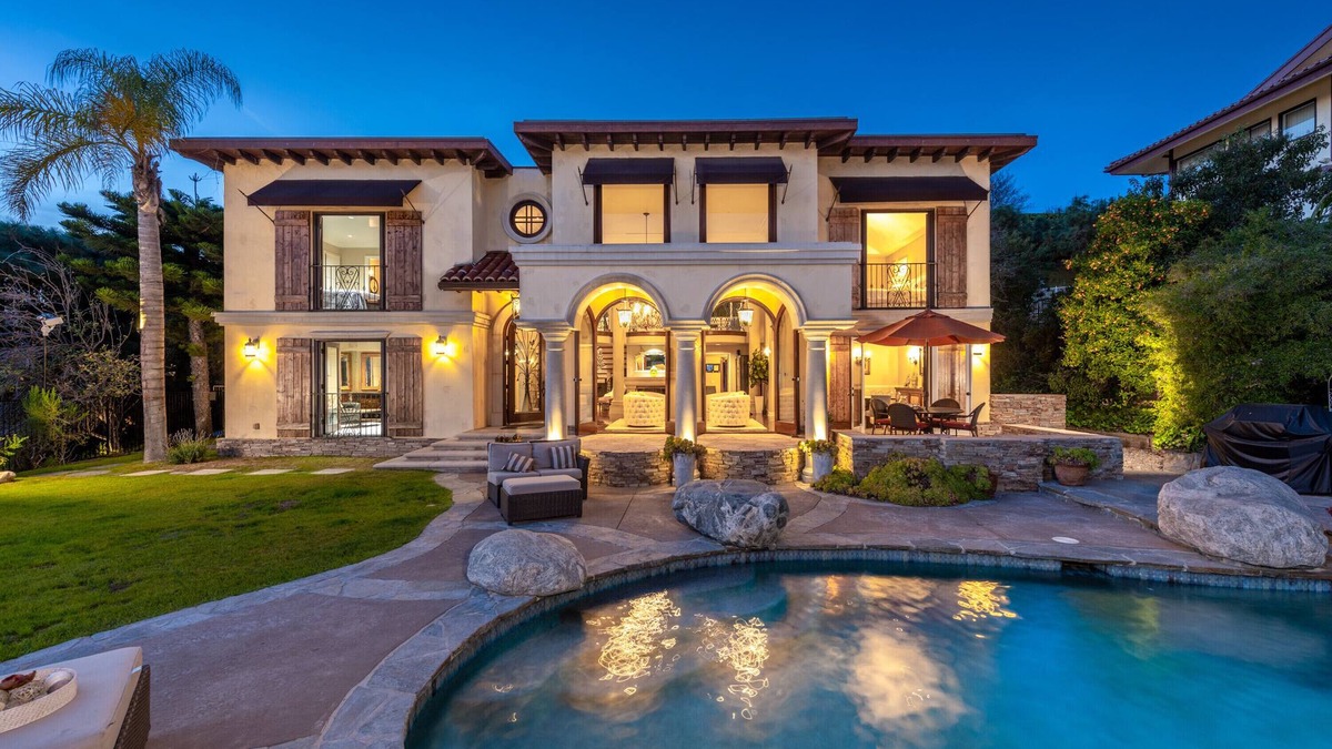 Los Feliz Villa | Luxury Vacation Villa - family, swim, work, play & etc. NOW AVAILABLE MONTHLY