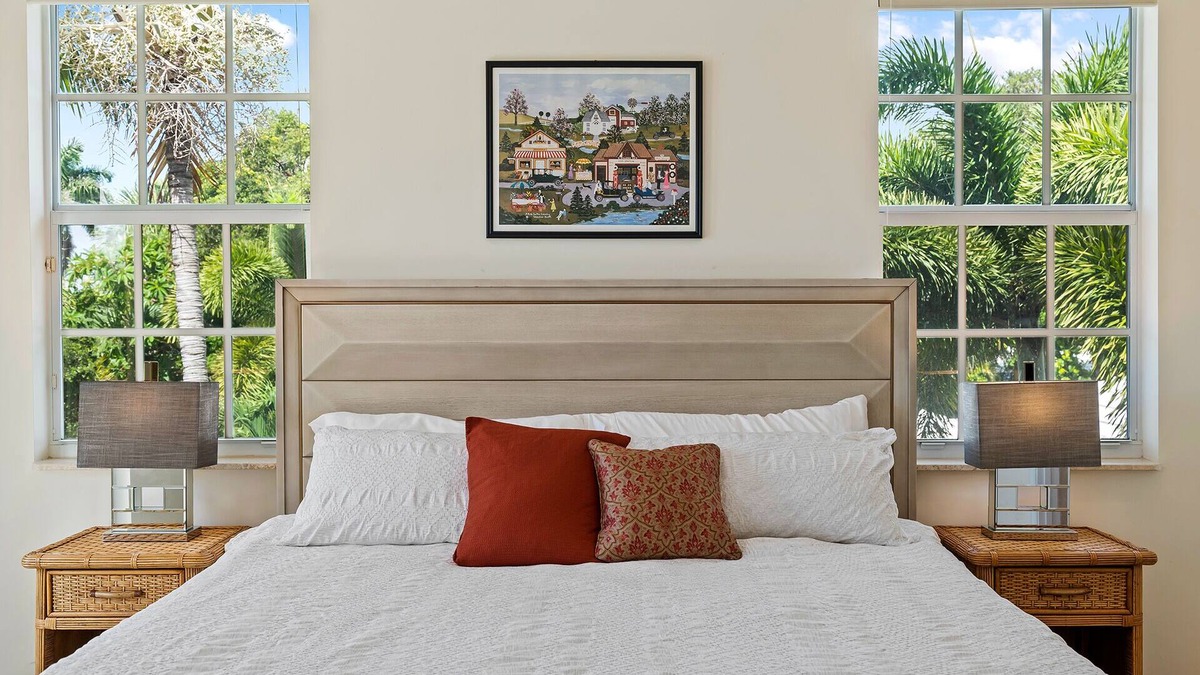 Lauderdale-by-the-Sea Villa | Luxury Villa walk to the beach