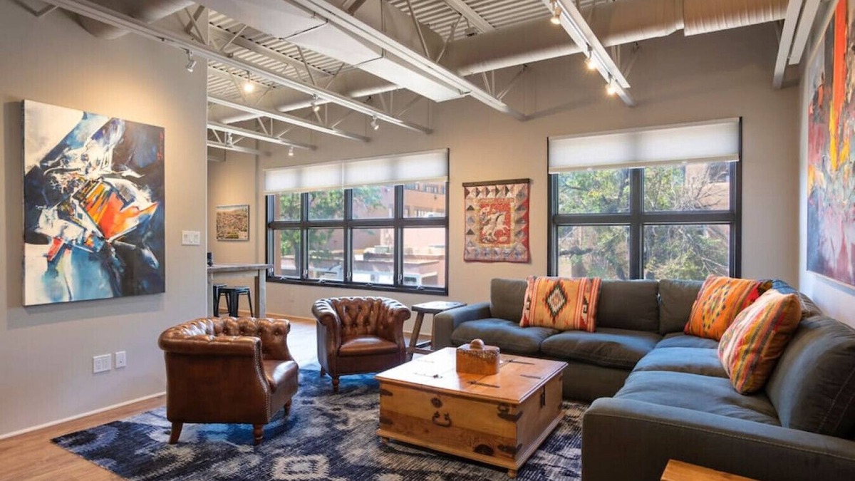 Downtown Santa Fe Apartment | Luxury View Loft at the Historic Plaza -Spacious 1,050 Sq Ft