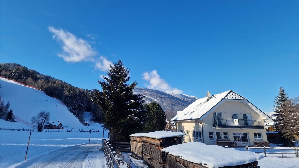 Sankt Michael im Lungau Villa | Luxury villa: 2-10 people with Sauna at the edge of the village, relax!