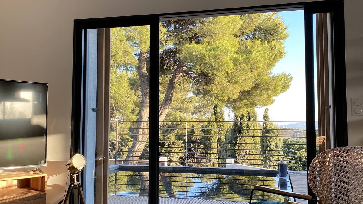 Septemes-les-Vallons House | Luxury villa, panoramic view of the harbor of Marseille