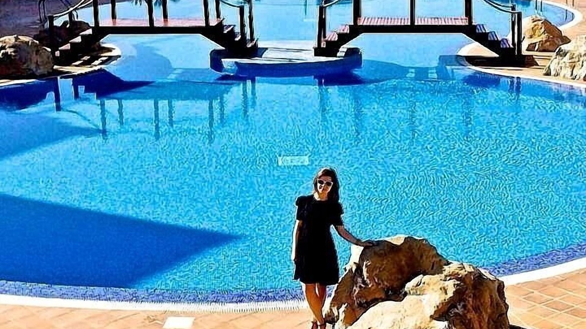 Los Cristianos Villa | Luxury Villa 200 mt from Ocean Mountain View Ocean View from the Pool.