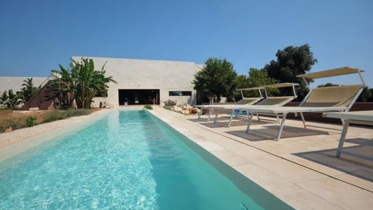 Carovigno Villa | LUXURY VILLA 5 BEDROOMS NEAR TO TORRE GUACETO BEACHES, CAROVIGNO, OSTUNI