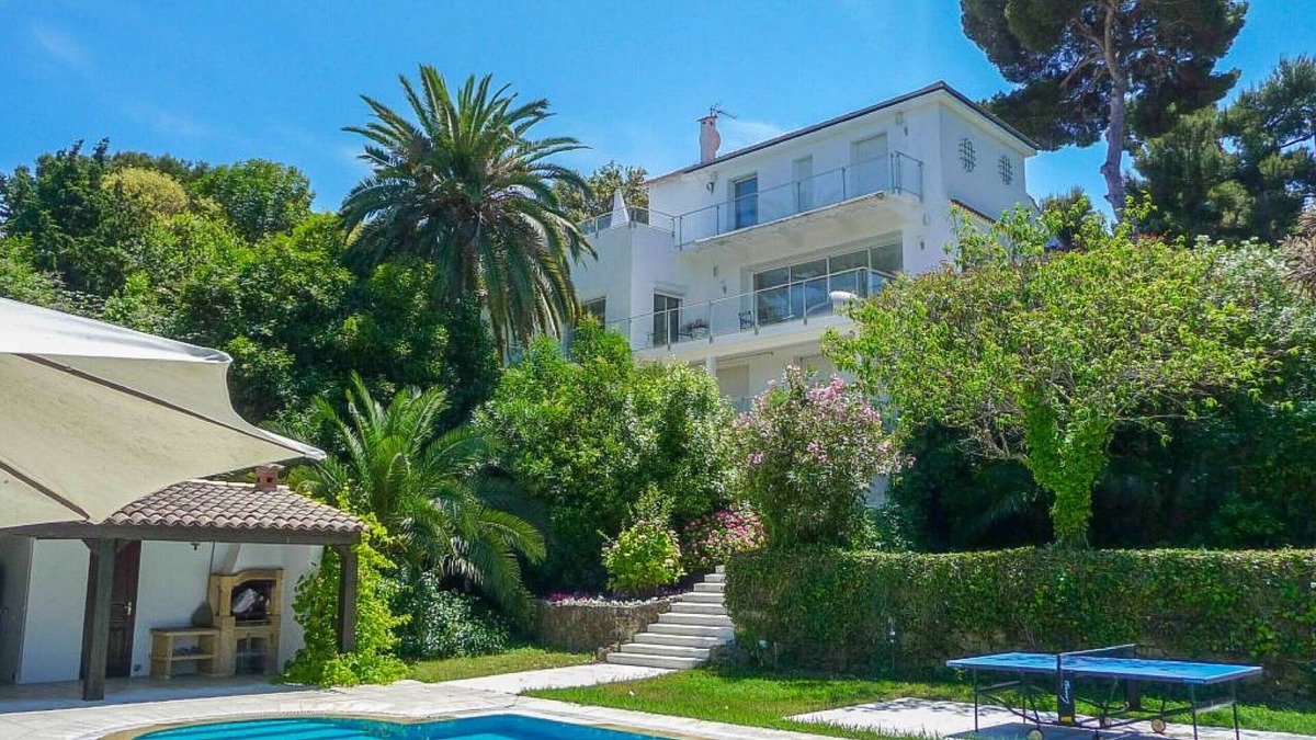 Cap-d'Antibes Villa | Luxury villa Cap d'Antibes sea view