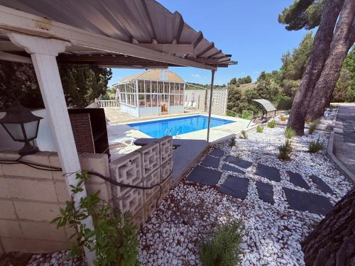 Arges Villa | Luxury Villa con piscina y tenis privados