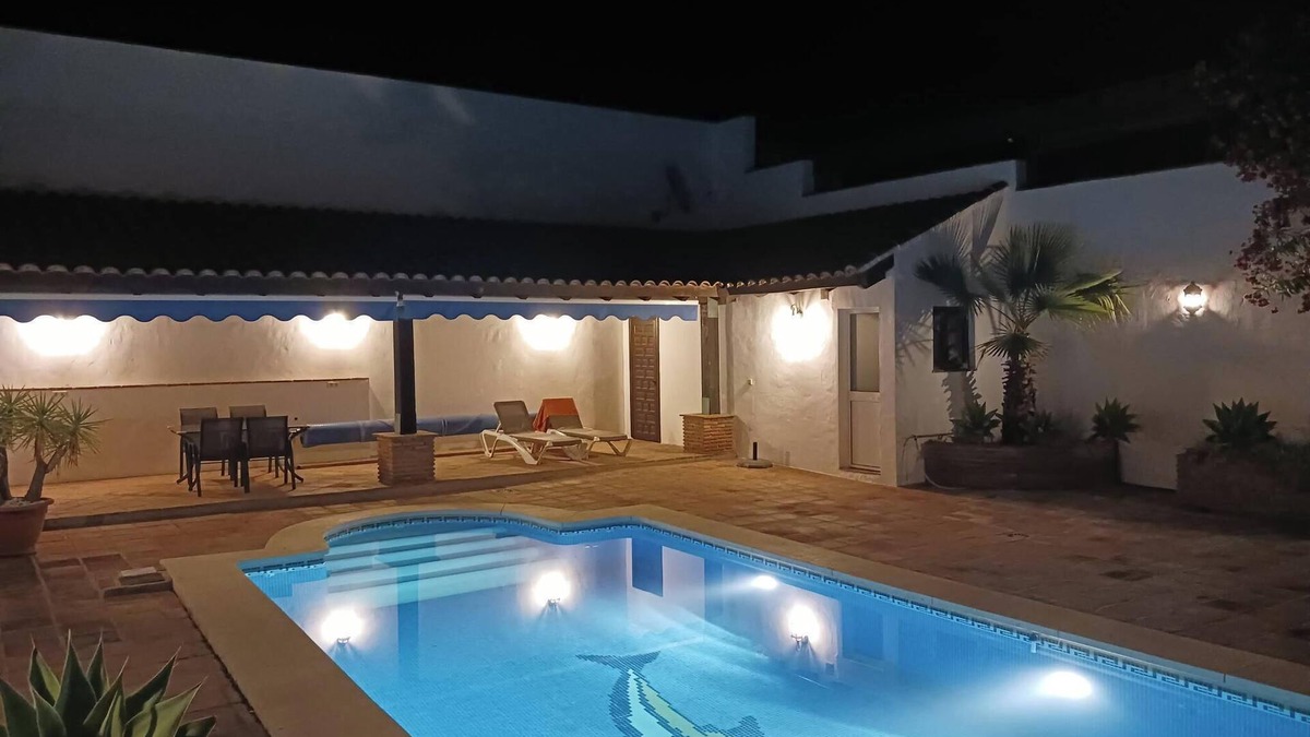 Alhaurin el Grande Villa | Luxury villa @ Alhaurin Golf nr Mijas, pvt heated pool, wifi, aircon, fab views