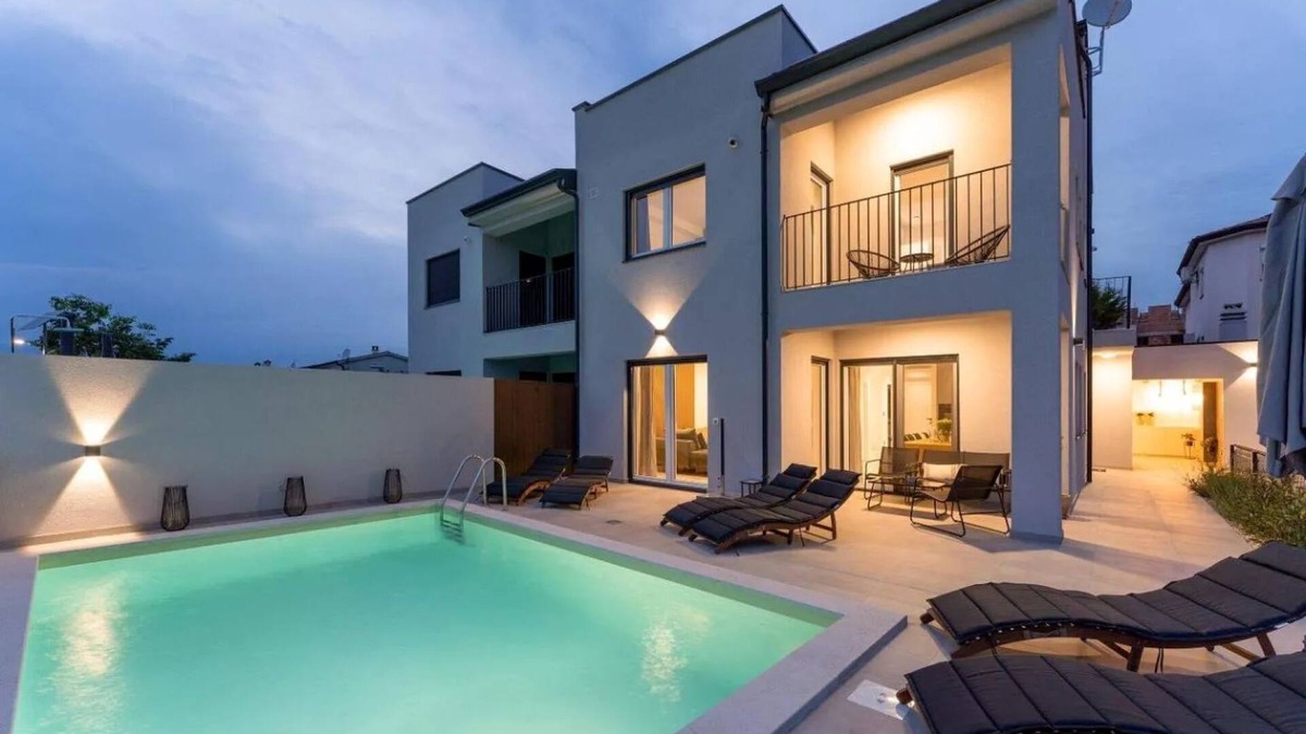 Nova Vas Villa | Luxury villa for 7 persons with pool, sauna and panoramic sea view