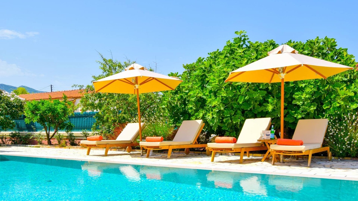Almiros Beach Villa | Luxury Villa Rose Almyros: Private Pool, 200m From The Beach, Free WiFi