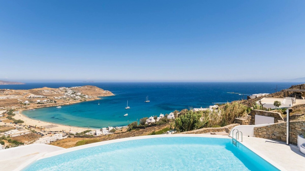 Xilokeratidi Villa | Luxury villa with stunning views above Kalo Livadi