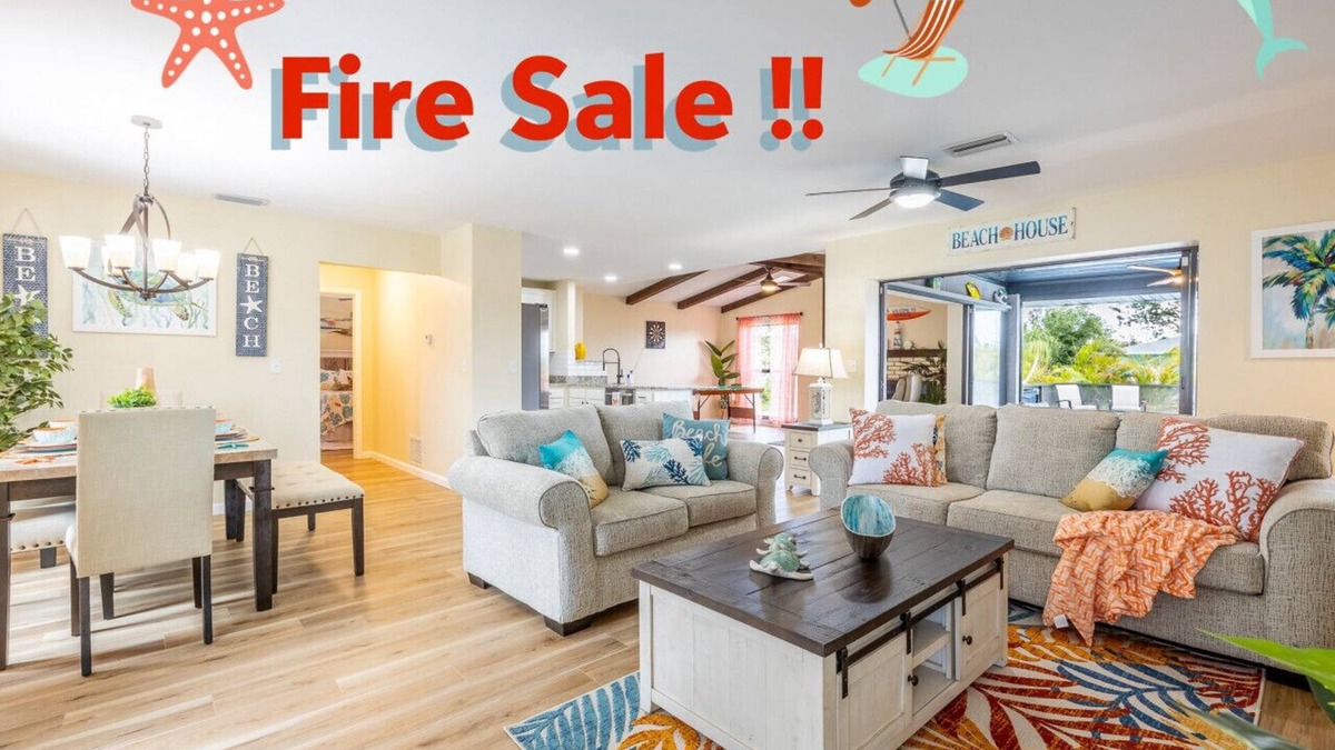 Englewood South Villa | ❤️️Luxury Villa in Englewood, Private Pool 😎, Game Room, 6 mins to Beaches