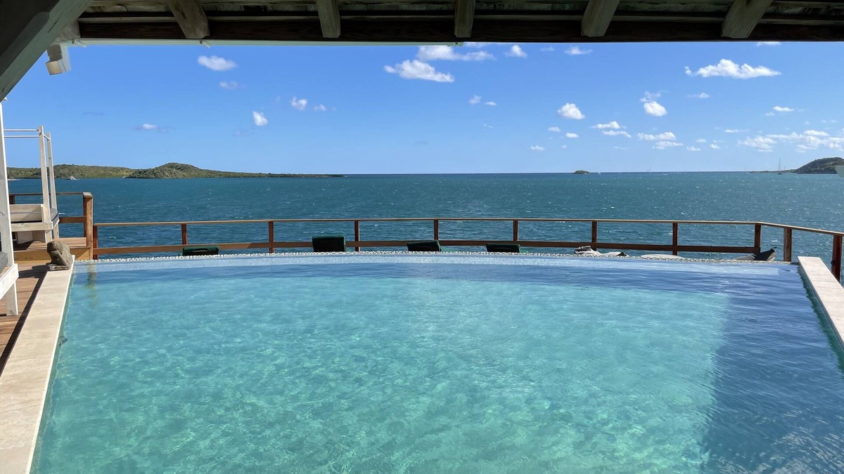 Freetown Villa | Luxury Villa In Exclusive Non-Such Bay Resort