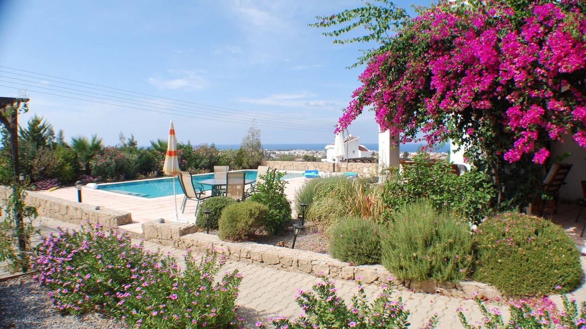 Dogankoy Villa | Luxury villa in Kyrenia town, stunning views, private pool.