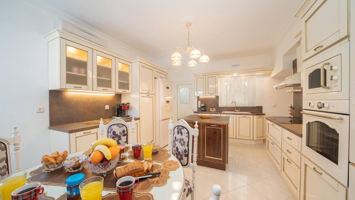 Kaligata Villa | Luxury Villa Irene Metaxata