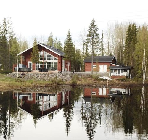 Sirkka Villa | Luxury villa Levin Höperö