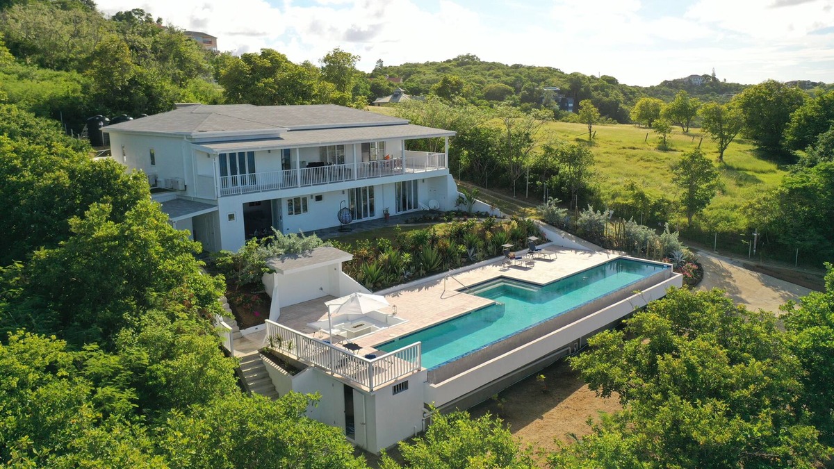 Mount Hardy Villa | Luxury Villa-ocean view-infinity pool. Private Chef Optional