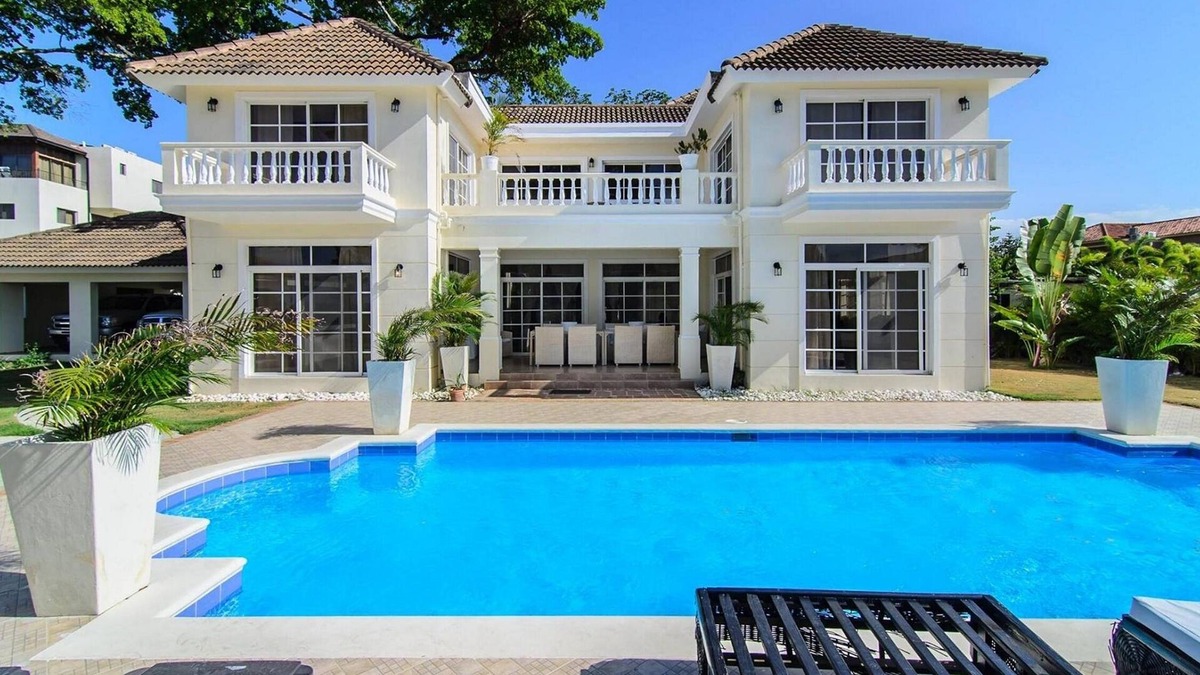 Sosua Villa | Luxury villa on a sandy beach, private pool, guest-friendly!