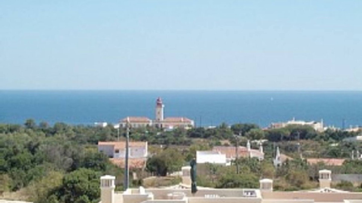 Carvoeiro Villa | Luxury Villa, Stunning Sea Views, Private Gardens, WiFi and Air-Con.