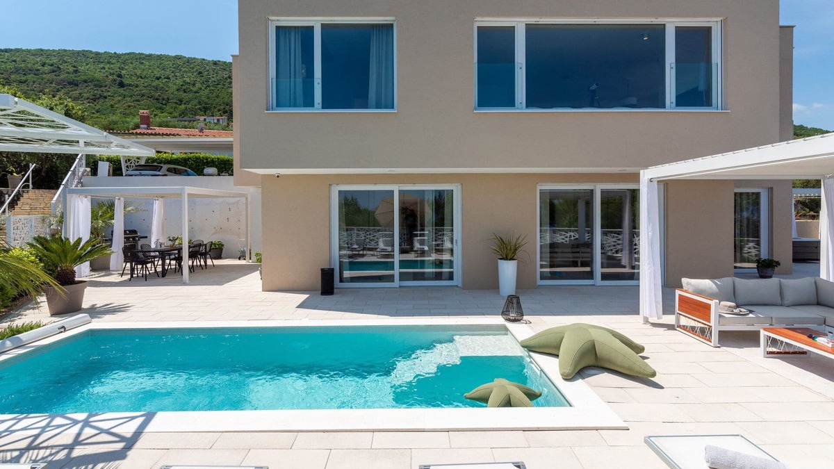 Rabac Villa | Luxury Villa Pure White with Pool