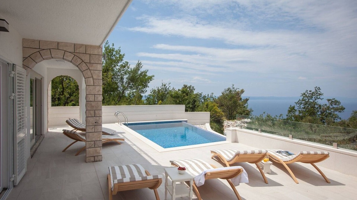 Tucepi Villa | Luxury villa Retro fusion in Tucepi