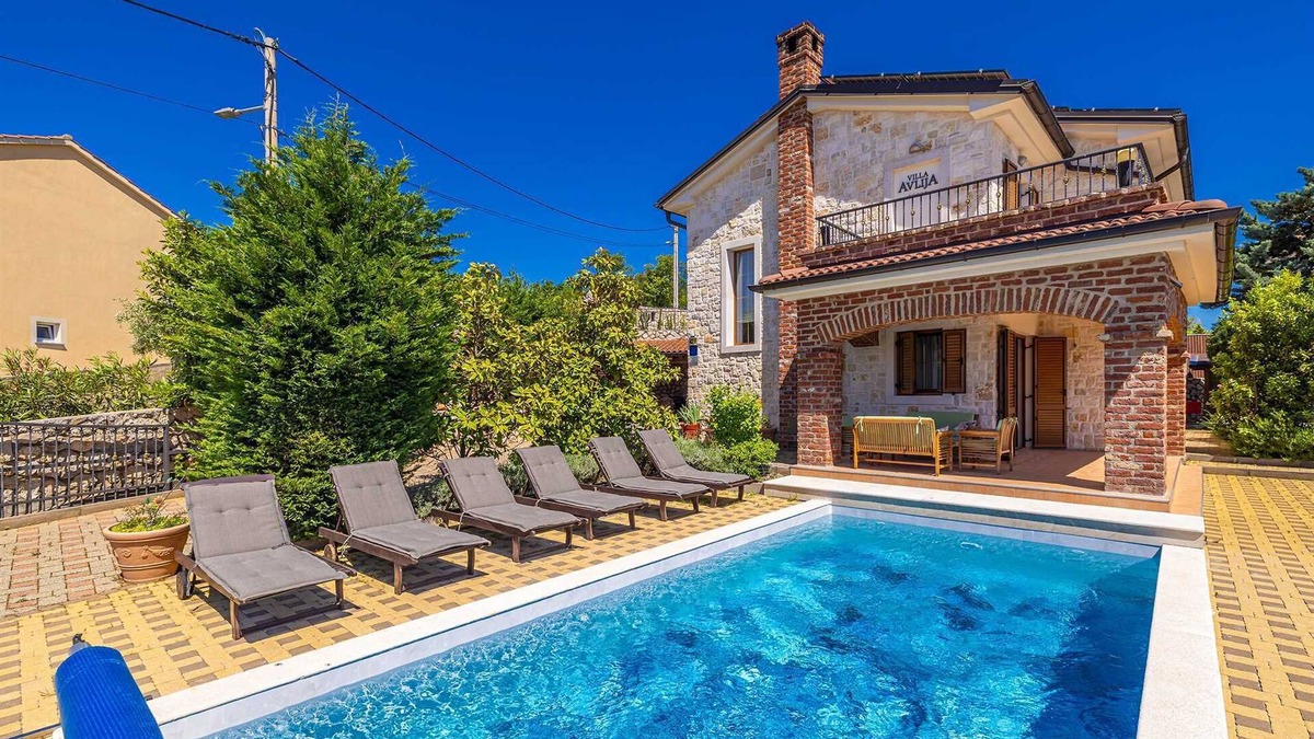 Linardici House | Luxury villa RUSTICA with private pool, jacuzzi and outdoor sauna