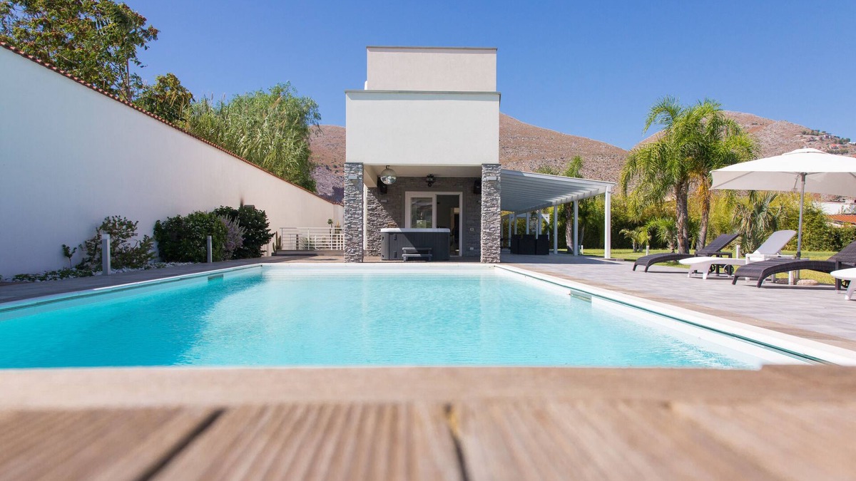 Partanna Villa | Luxury Villa SPA Mondello
