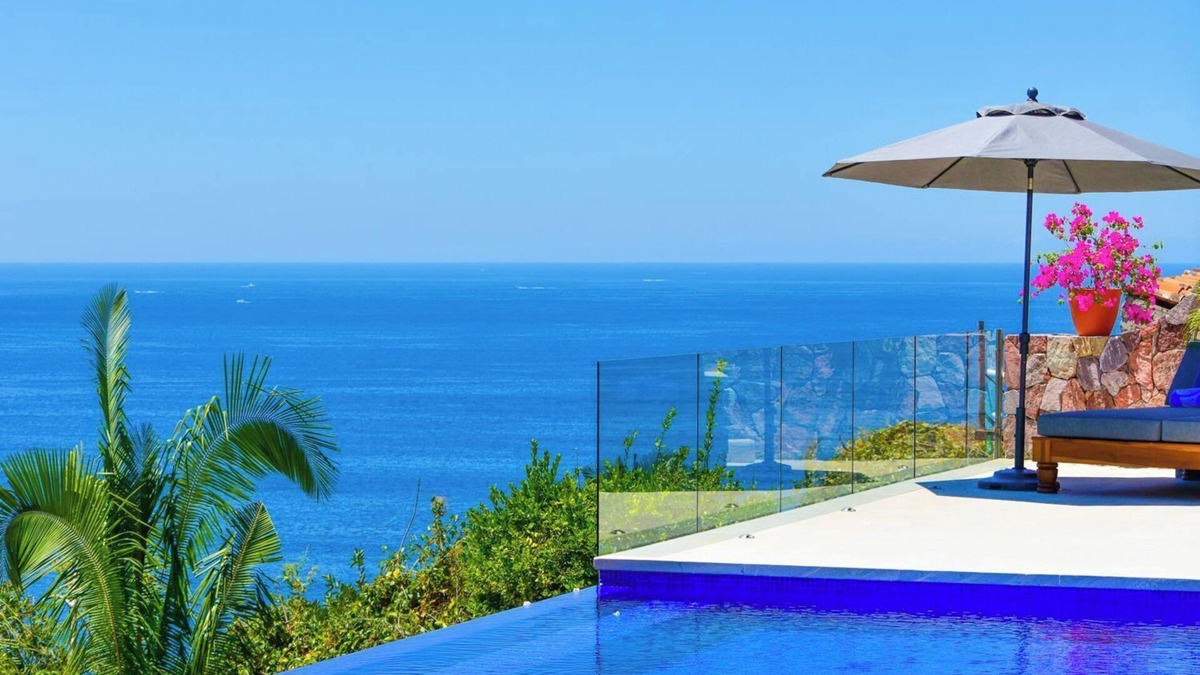 Conchas Chinas Villa | Luxury Villa,Spectacular Views, Saline pool & Staff Dec 29-Jan 10 Available!