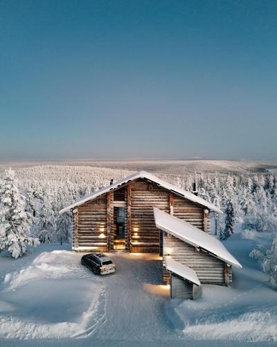 Sirkka Villa | Luxury Villa Utsun Otso inc Hot Tub