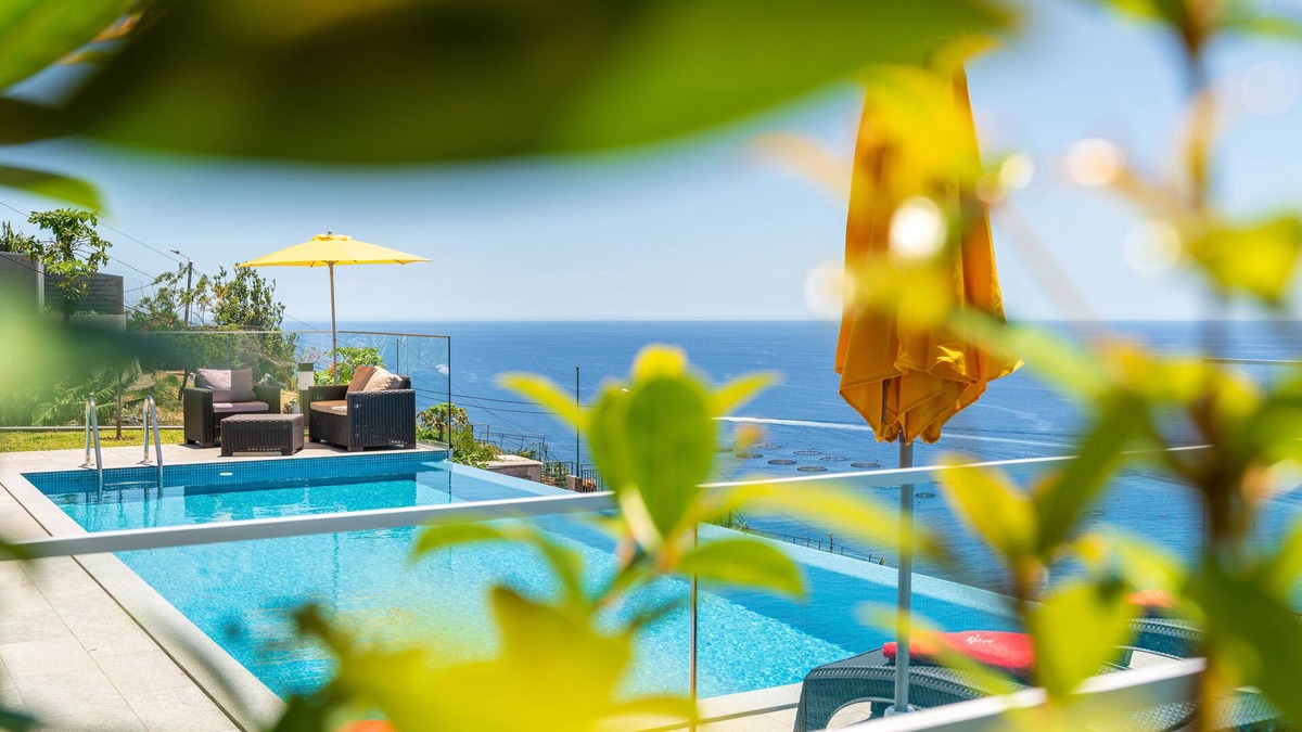 Ribeira Brava Villa | Luxury villa with infinity pool