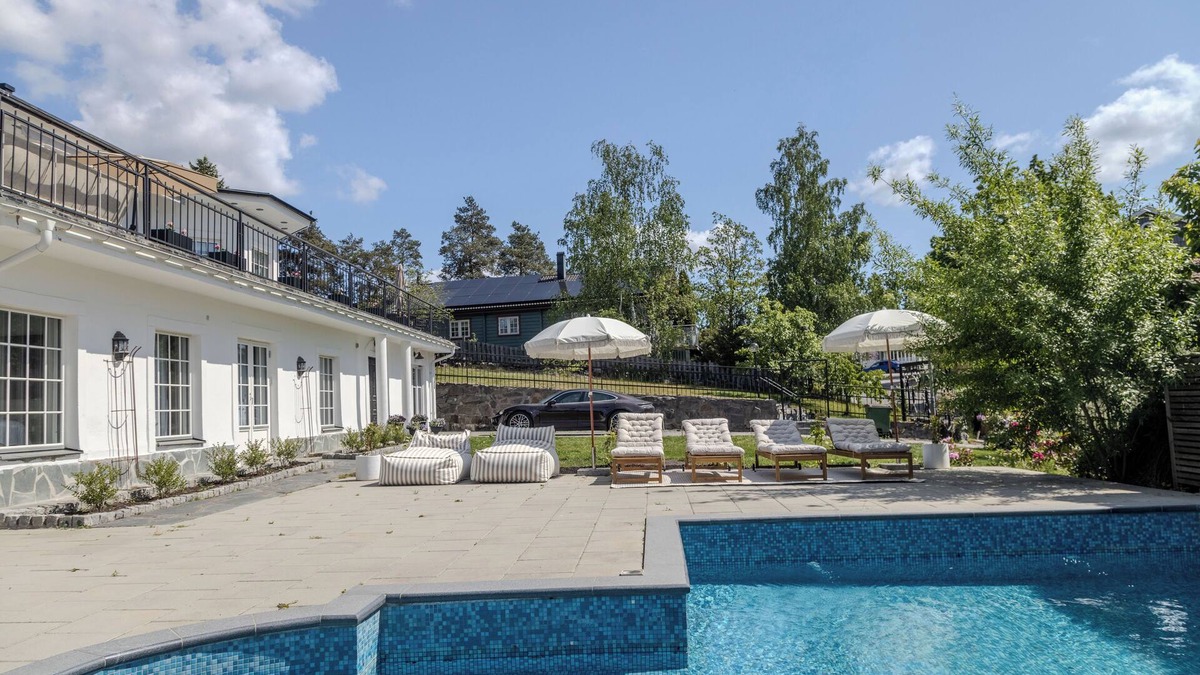 Nacka Municipality Villa | Luxury villa with private pool, spa & fitness room