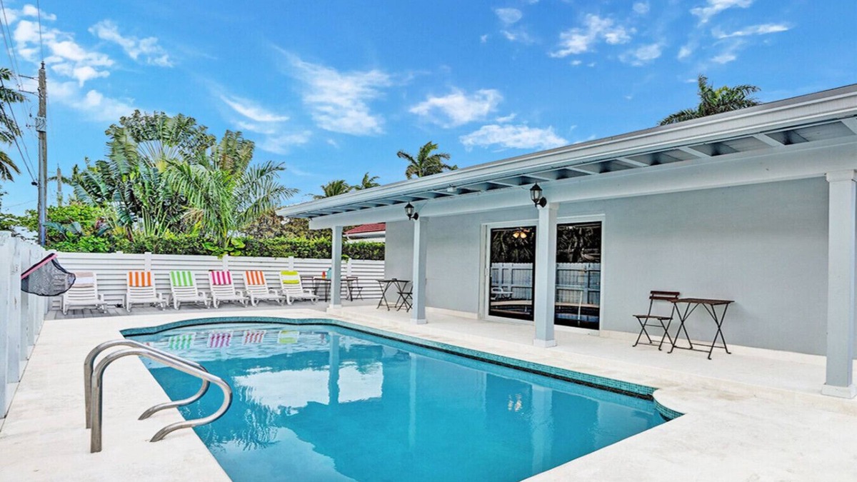 South Lake Villa | Luxury Villa with Heated Pool close to Beach