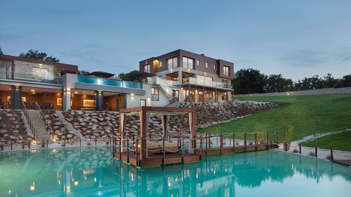 Jursici House | Luxury villa with heated outdoor pool and maximum privacy