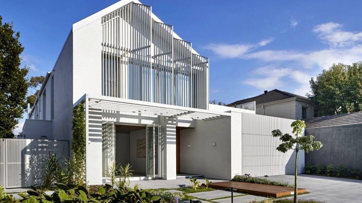 Caulfield North House | Luxury Villas Whitehouse (With Car Parking)