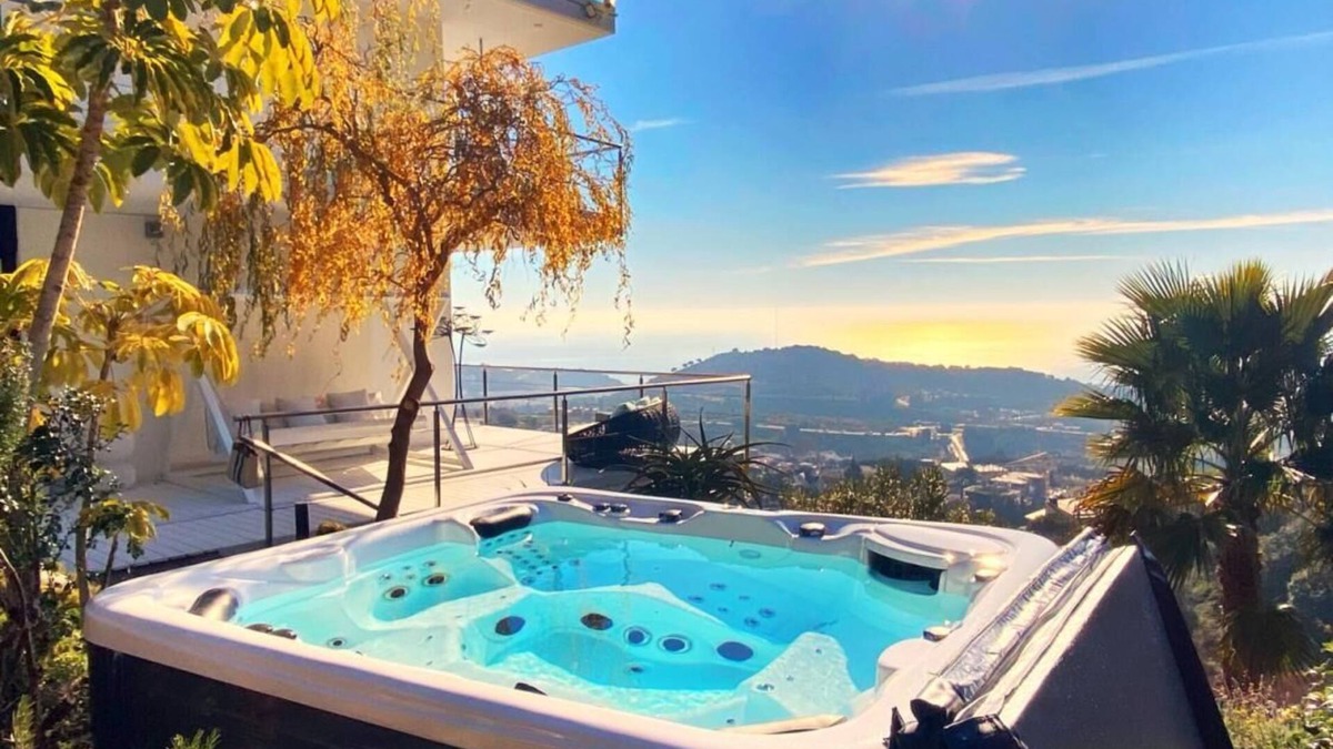 Mas Ram Villa | Luxury w/Sea Views 15 min to central Barcelona!