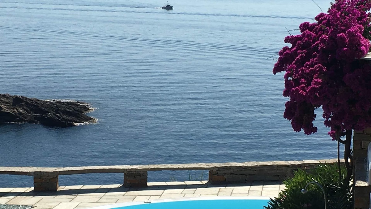 Kea Villa | Luxury Waterfront Villa with Private Pool, few steps away from a secluded beach
