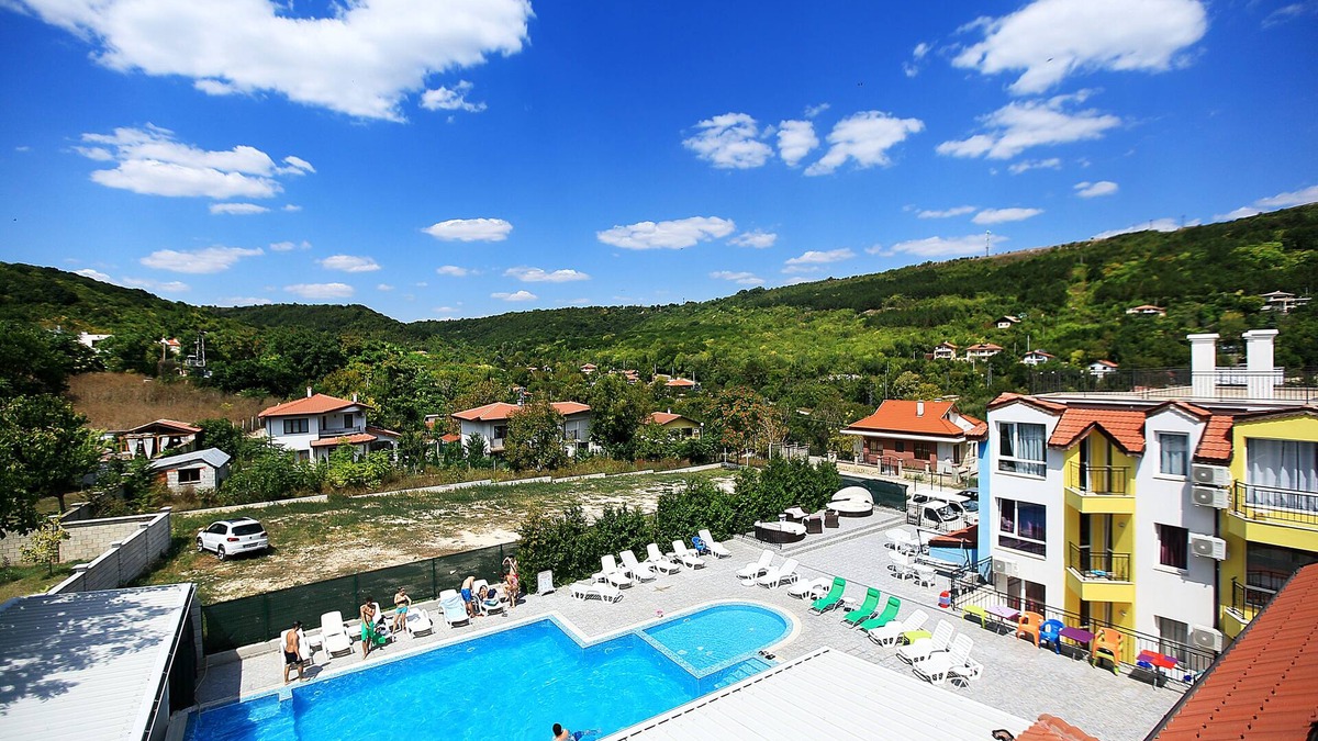 Balchik Apartment | Luxury2bdrApartment in MiniSmart Complex RainbowGarden&Jacuzzi