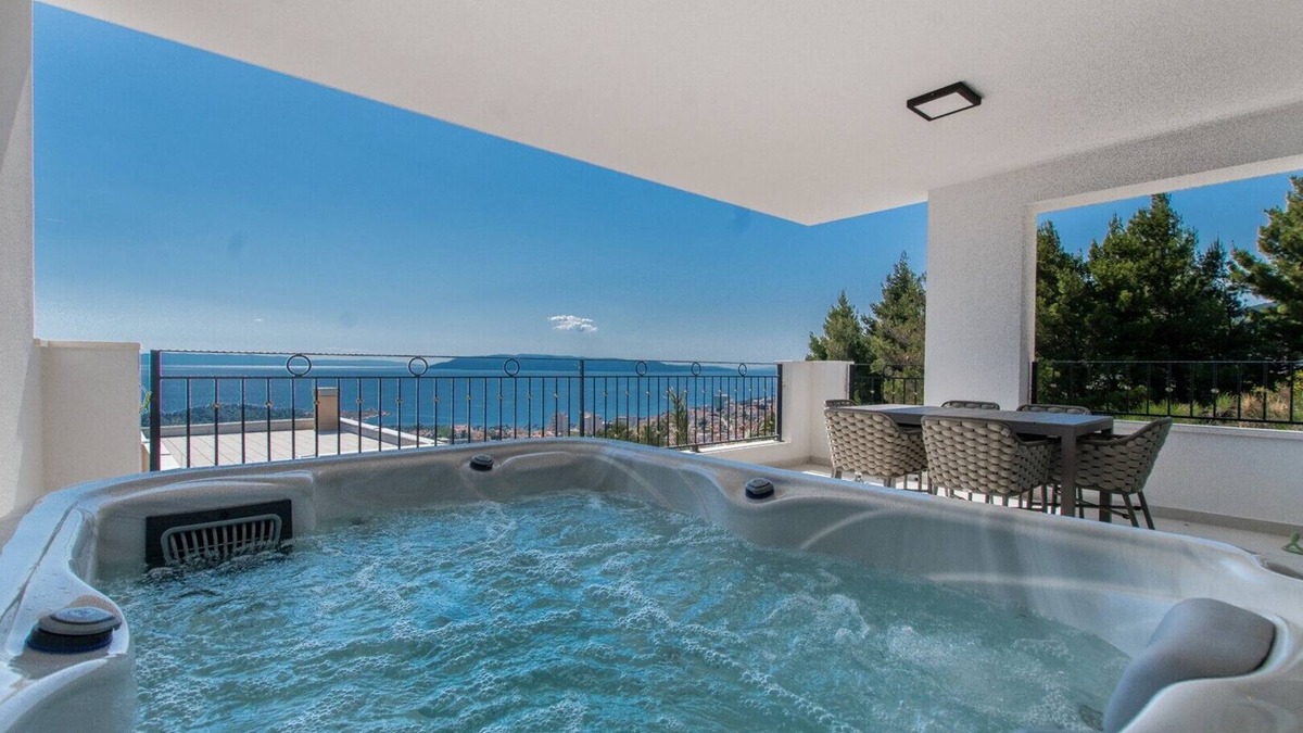 Moca Apartment | LuxuryAptInVilla Opal SharedPool HotTub Sea View