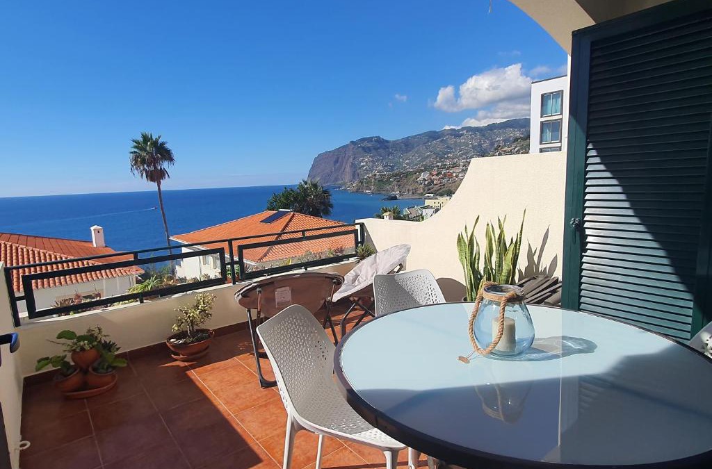 Sao Martinho Apartment | Luzia's Apartment - 2 bedroom apartment sleeps 4