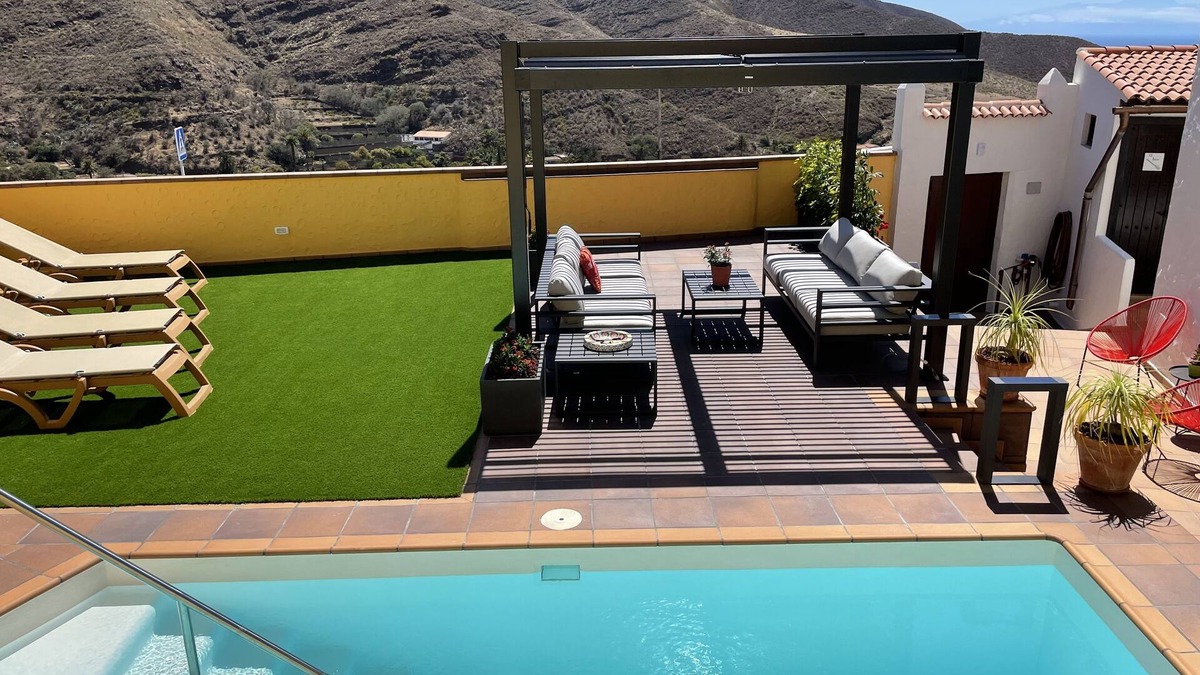 Agaete House | LV LOS VEROLES with heated and private pool, beautiful views and wifi.