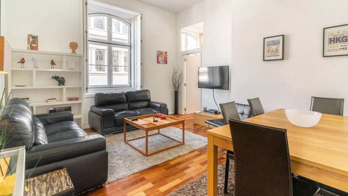 Baixa Apartment | LV Premier Chiado CH3- Views, central, AC, lift