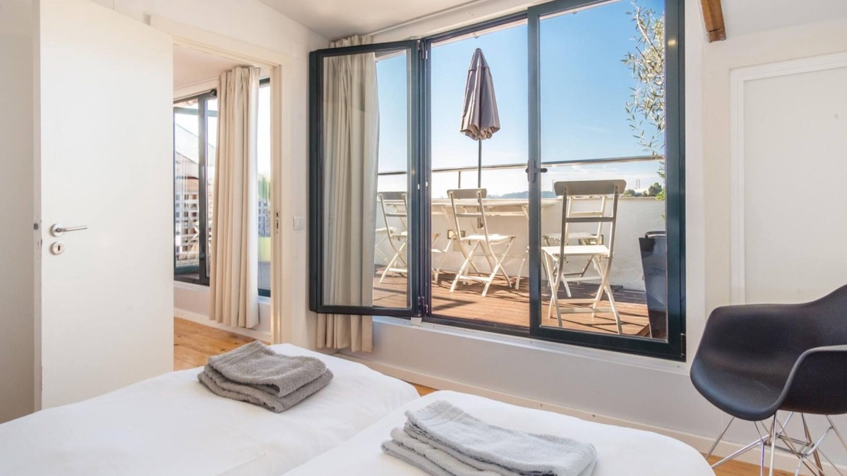 Sao Bento Apartment | LV Premier P Real PI1 Central River Views Terrace