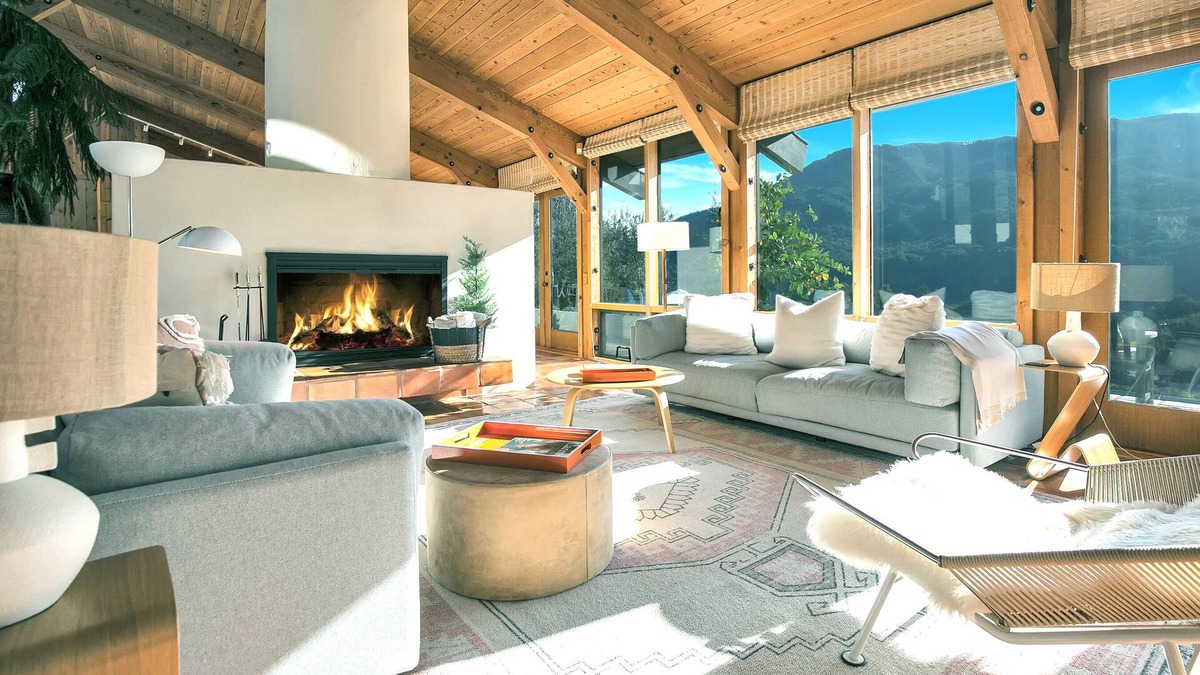 Monterey House | LX31 Carmel Valley Villa with Pool and Hot Tub