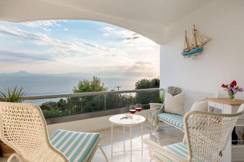 Loutraki-Agioi Theodoroi Apartment | Lydia's Luxury Apartment