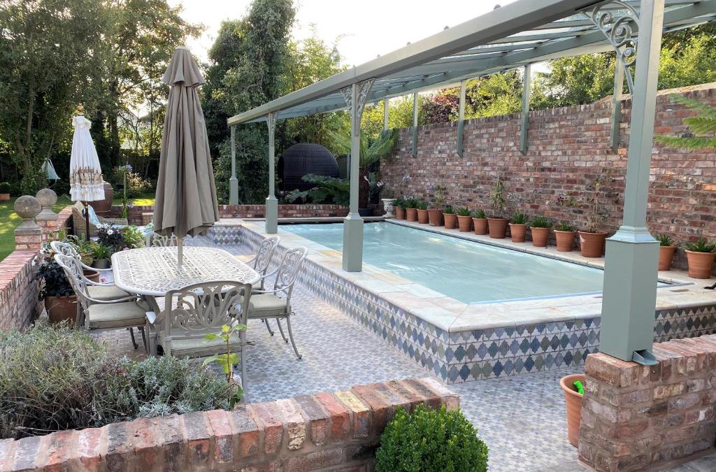 Huyton House | Lyndhurst - Victorian villa with heated pool