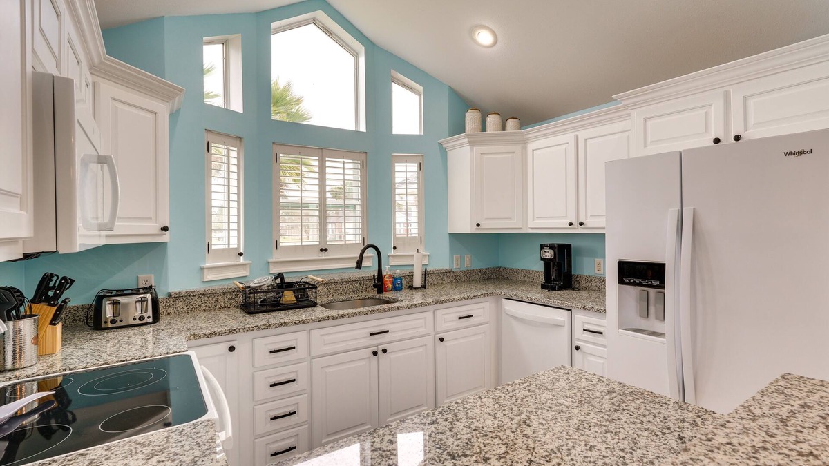 Lynn Haven House | Lynn Haven Vacation Rental w/ Pool: 12 Mi to Beach