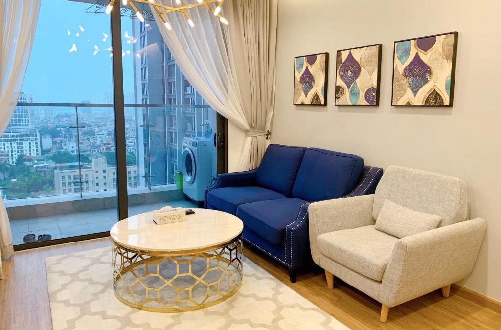 Ngoc Khanh Apartment | Lynn Housing Vinhomes Metropolis 2BR LuxuryService near Lotte