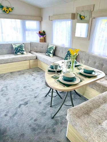 Rhyl Resort | Lyons Robin Hood , Rhyl