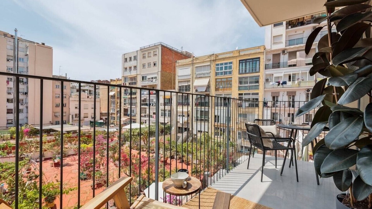 L'Antiga Esquerra de l'Eixample Apartment | Lys - 2 bedrooms and pool in Eixample Esquerra