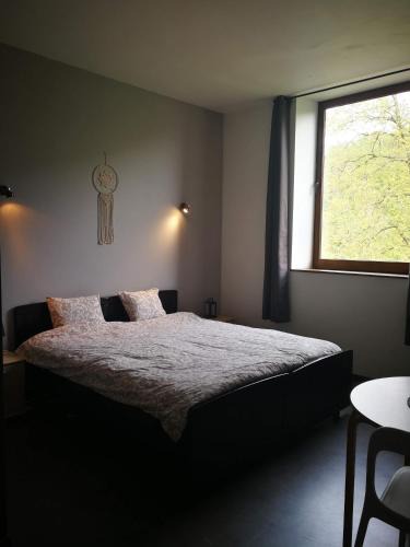 Andenne House | Mégi des Aguesses