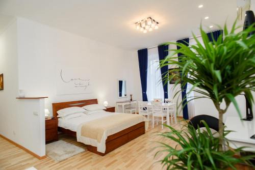 Zarichnyi District Apartment | M&M Aparthotel VIP