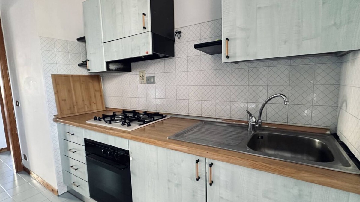Marcelli Apartment | M135 - Marcelli, three room apartment with porch 150meters from the sea